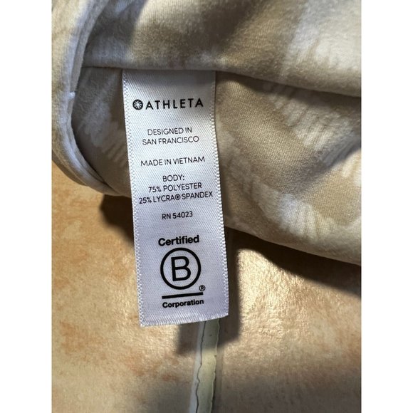 Athleta WORN ONCE  crop Legging‎ powerfully worn beige size xxs - Picture 9 of 10